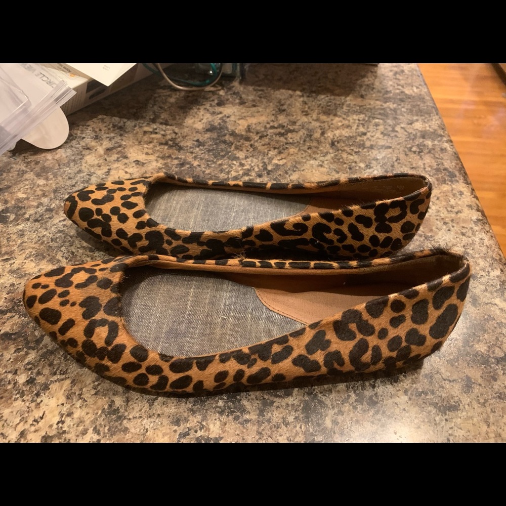 Leopard flats
